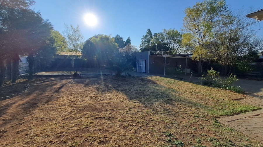 5 Bedroom Property for Sale in Park West Free State